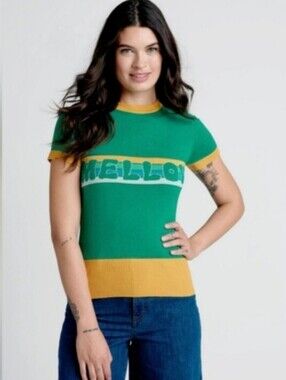 NWT Bright & Beautiful 70s Inspired Short Sleeve Knit Top